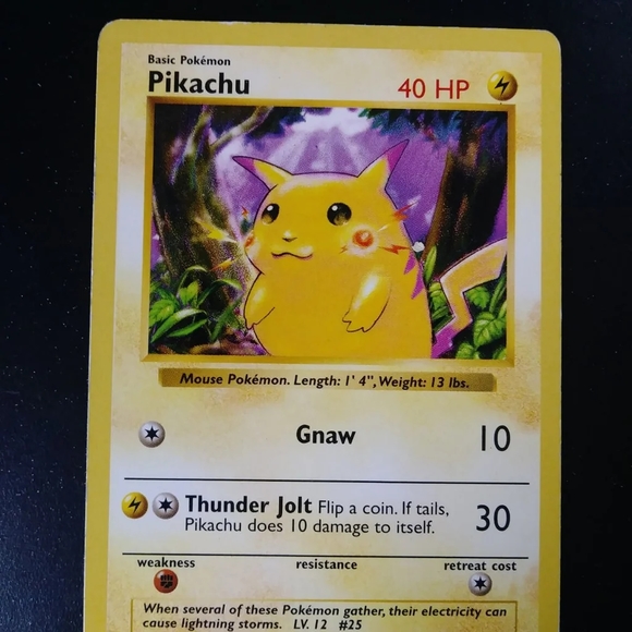 Pikachu-Shadowless-Red Cheeks-RARE
